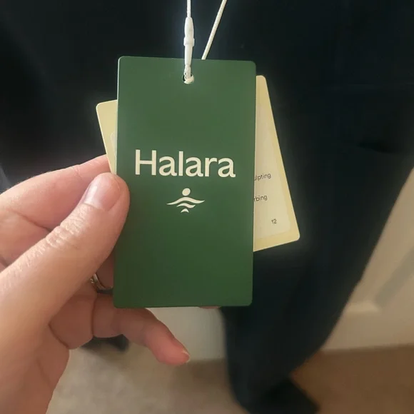 Halara Navy Leggings NWT - Picture 2 of 5